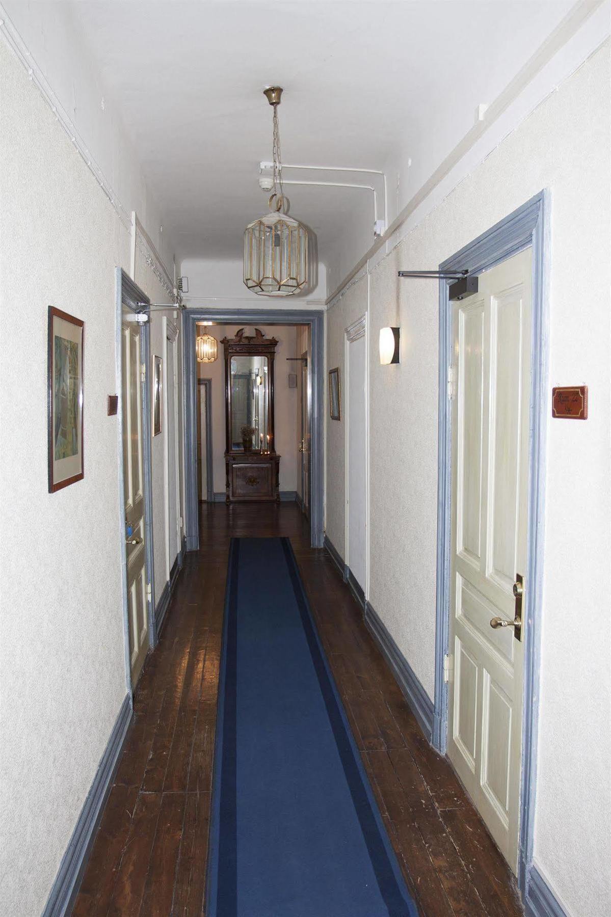Hotell Goeta Όρεμπρο Εξωτερικό φωτογραφία